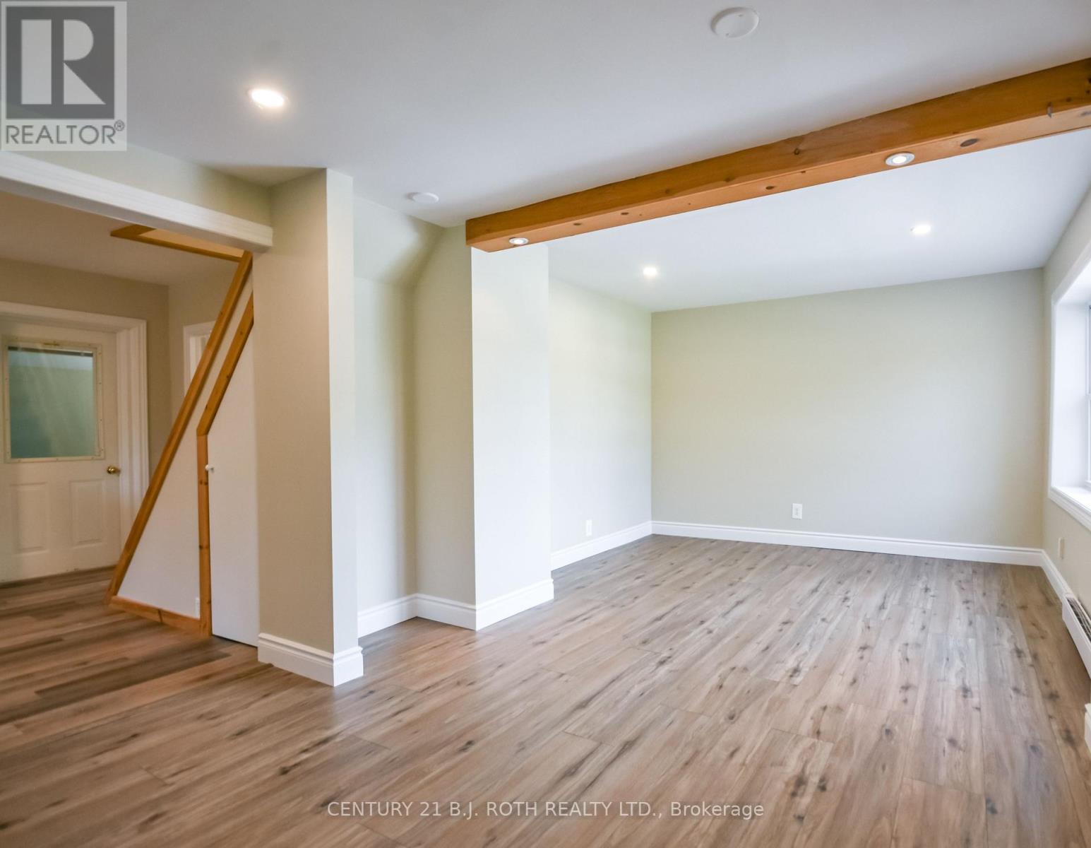 105 WESTMOUNT DRIVE S, Orillia — photo 2
