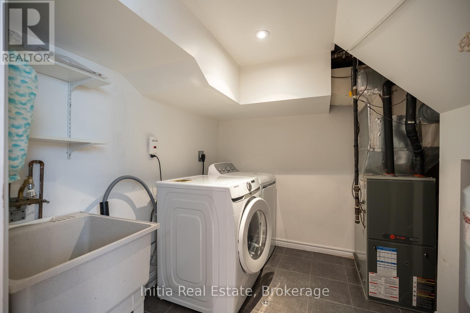 53 BURROWS AVENUE - Image 28