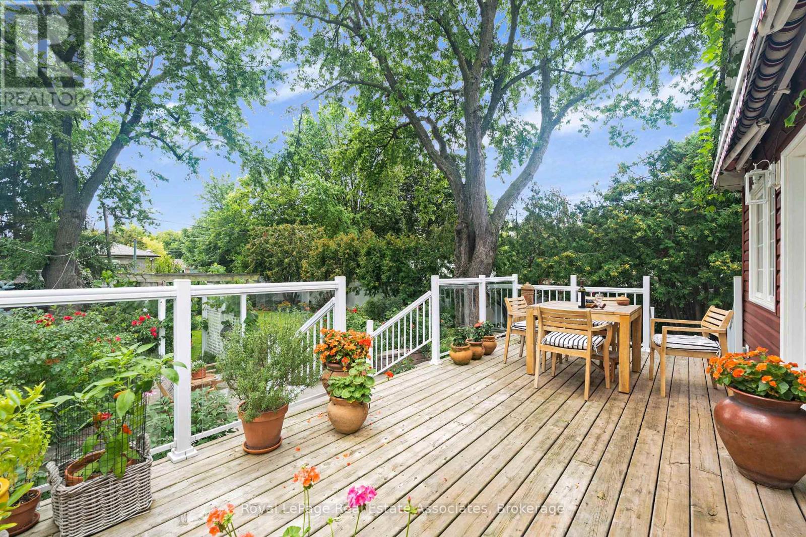 101 DENISON AVENUE - 33
