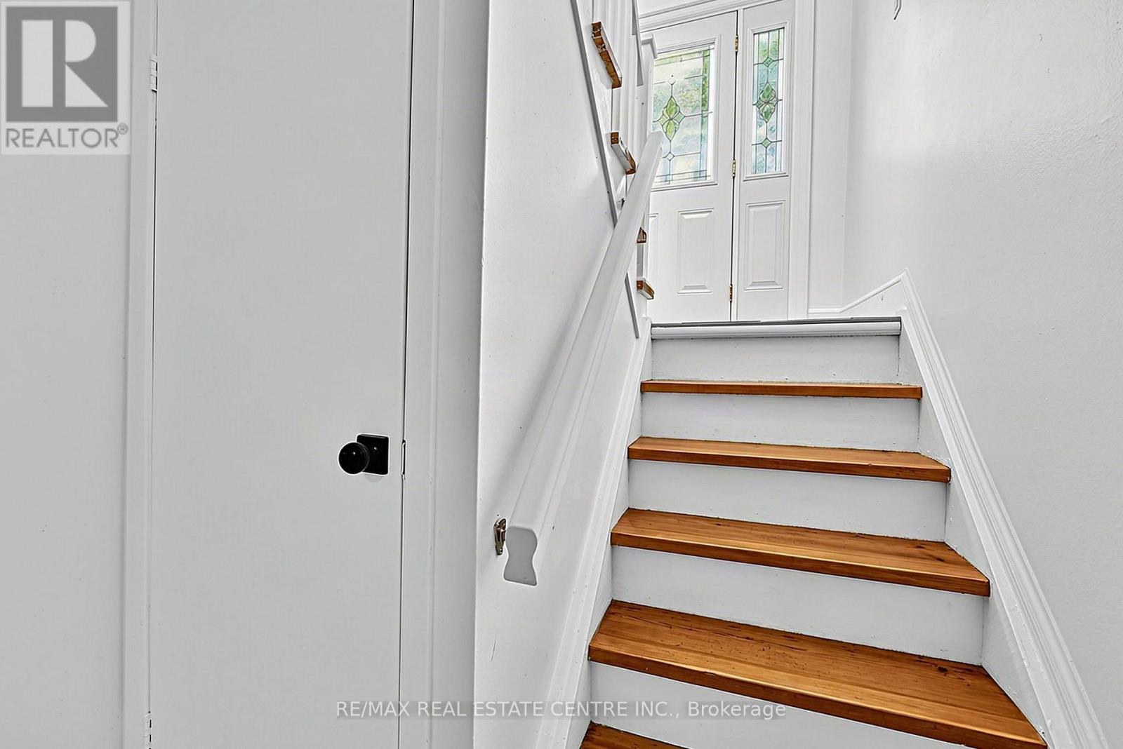 175 BURBANK CRESCENT - Image 27