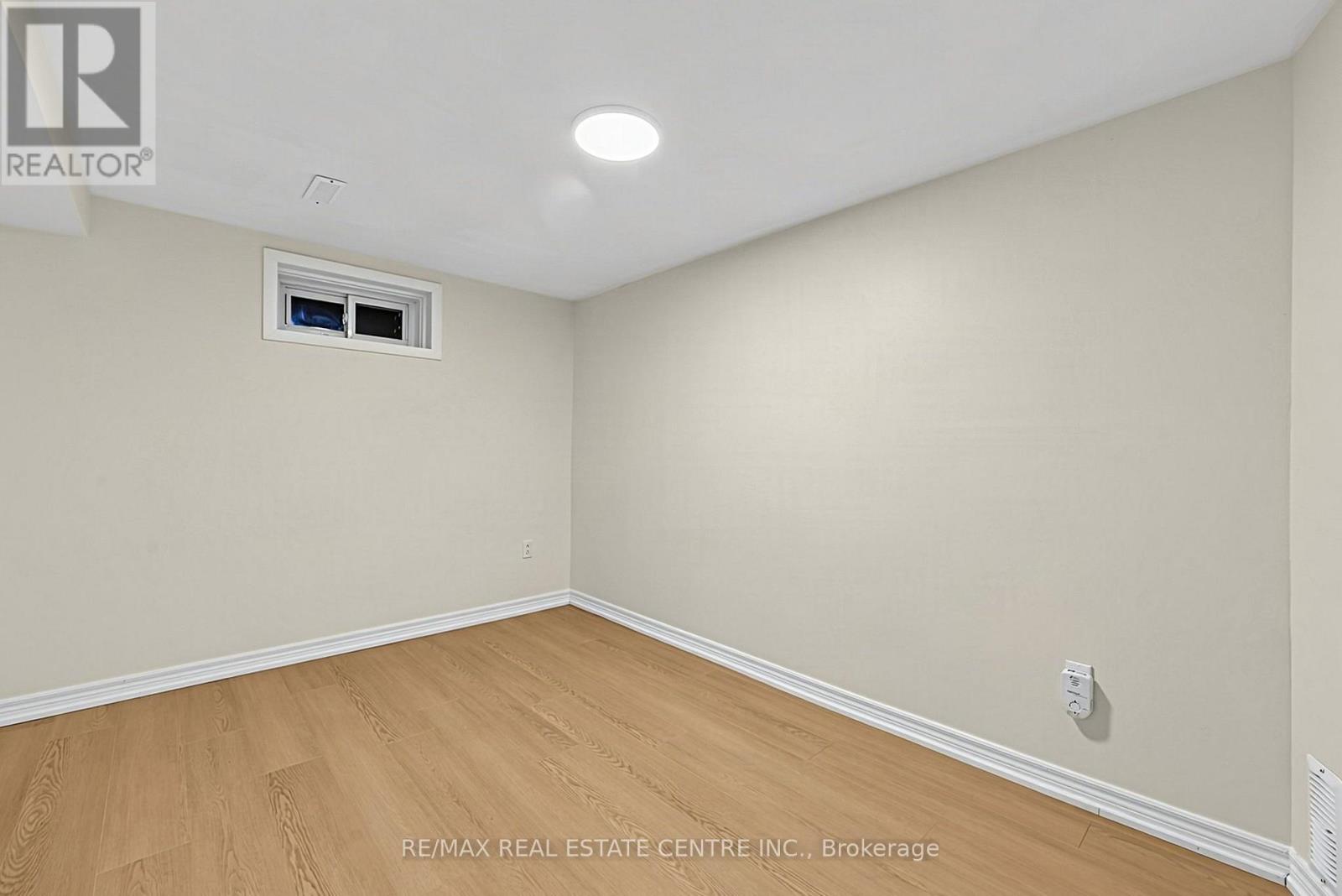175 BURBANK CRESCENT - Image 34