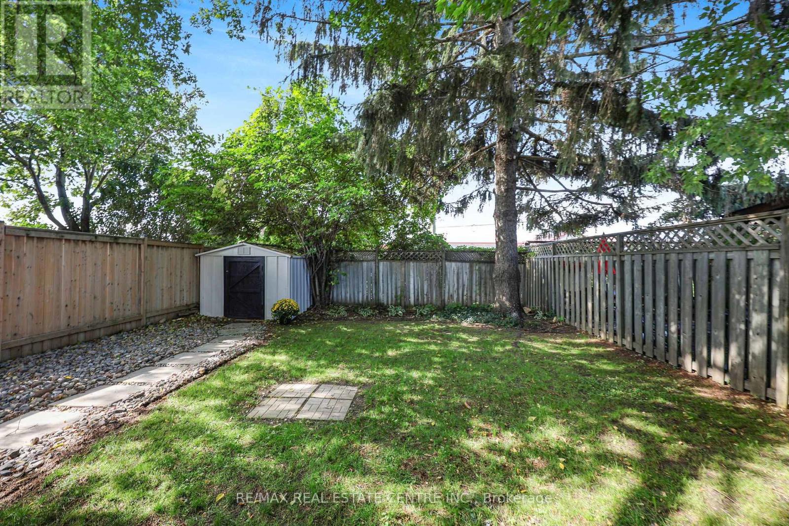 175 BURBANK CRESCENT - Image 44