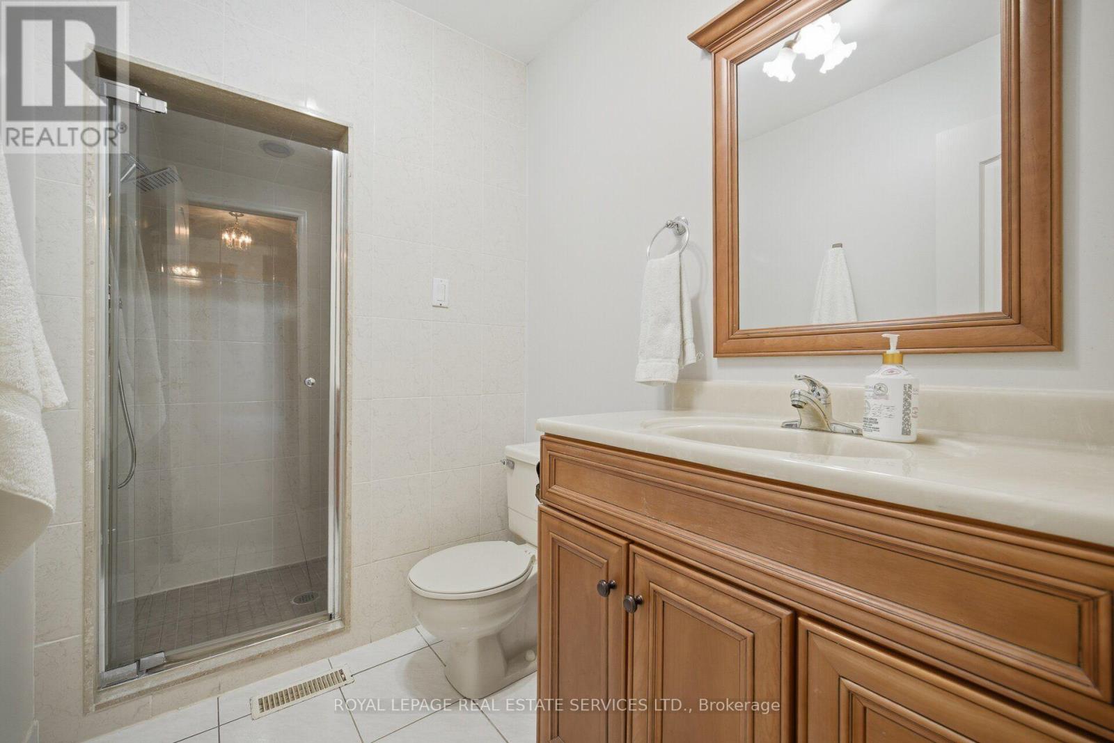 124 STILECROFT DRIVE - 22