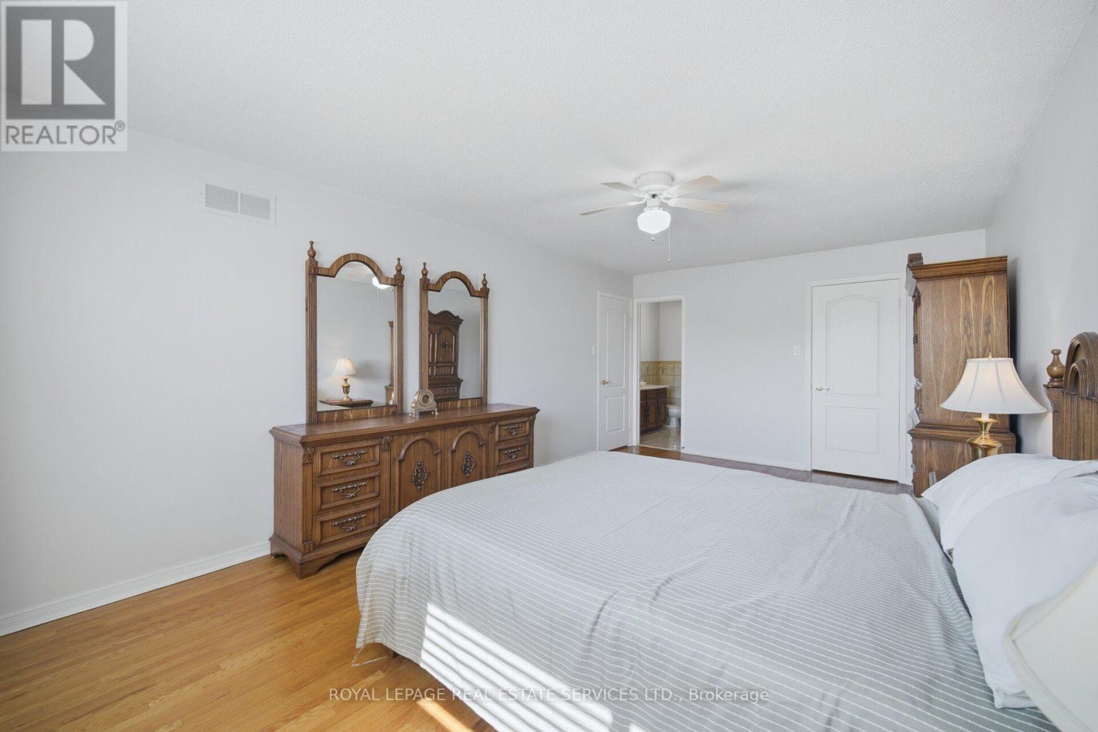 124 STILECROFT DRIVE - 25
