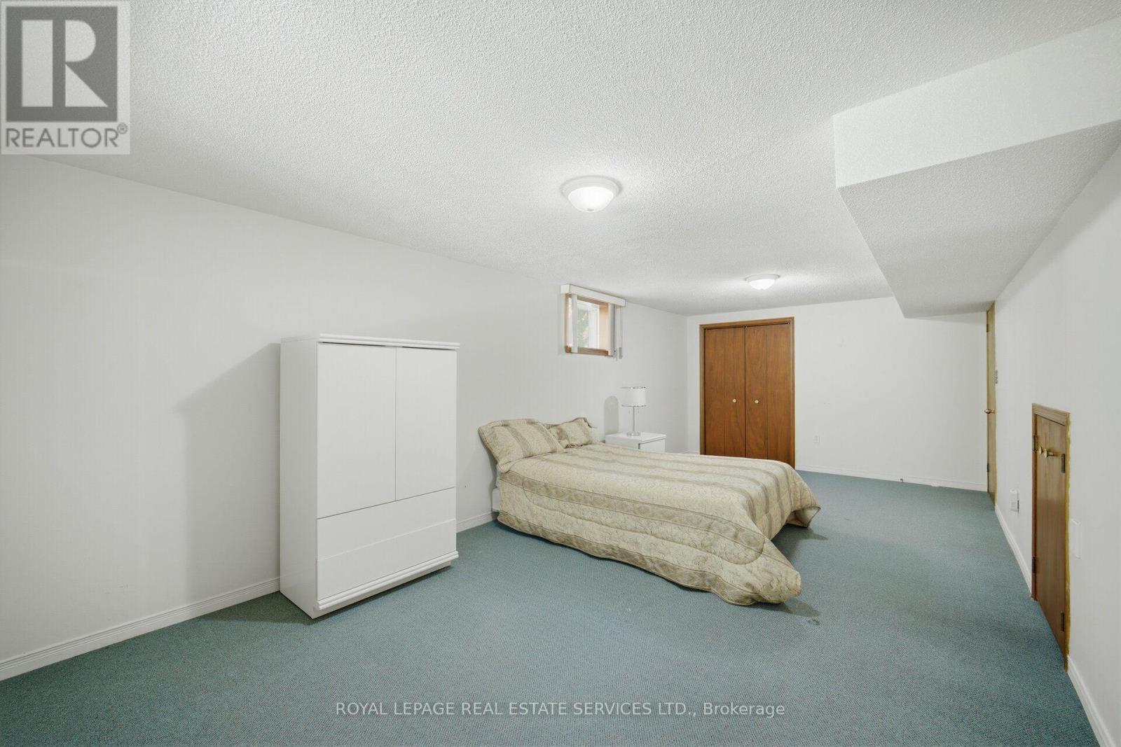 124 STILECROFT DRIVE - 41