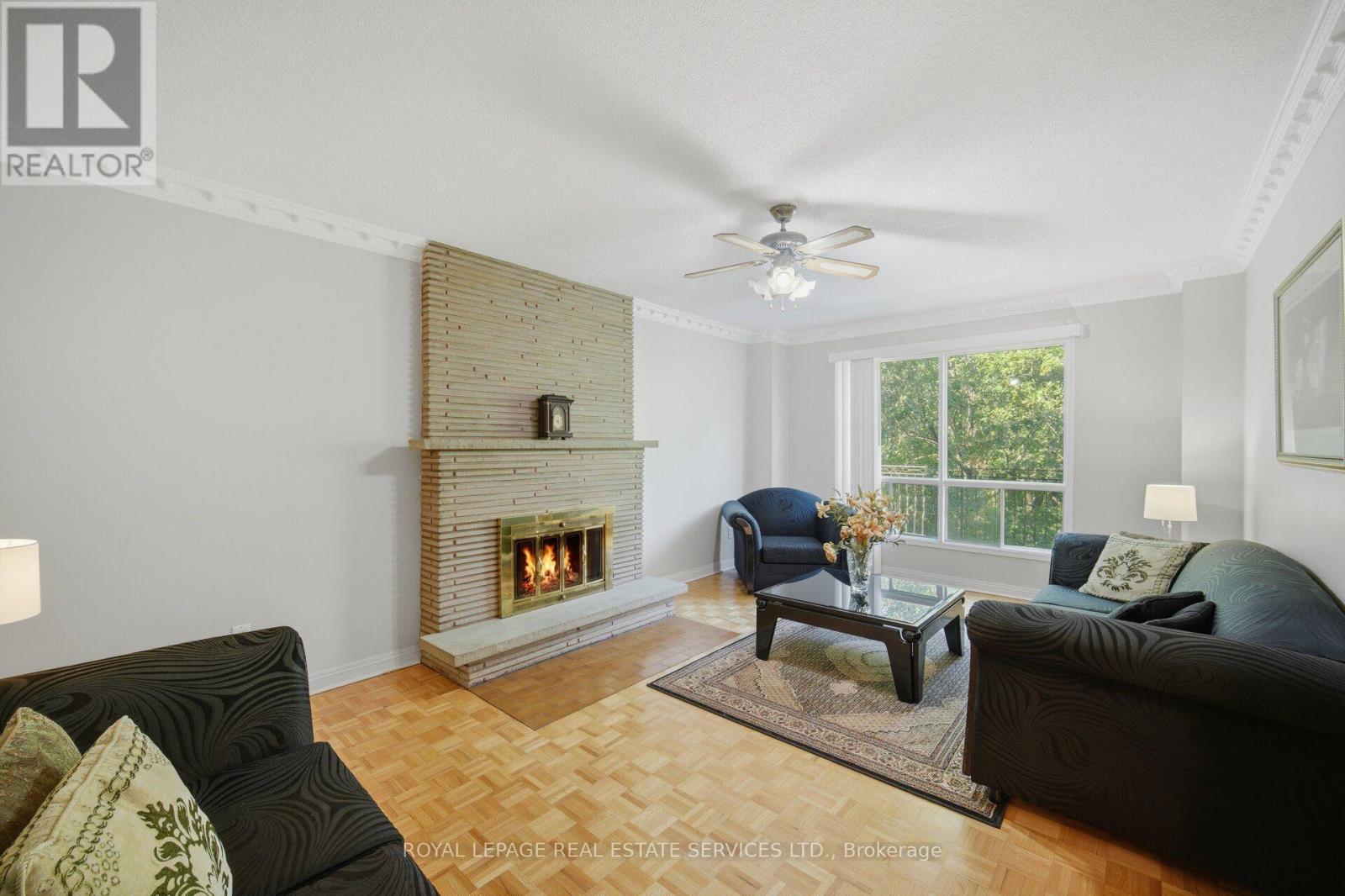 124 STILECROFT DRIVE - 7