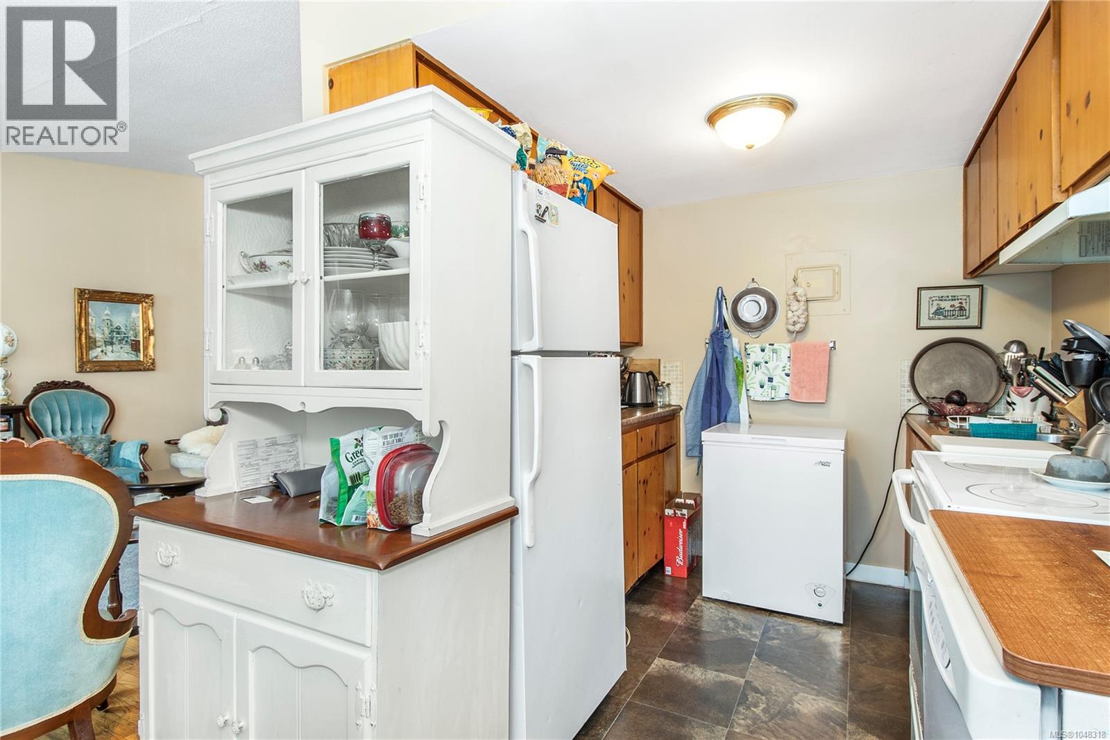 394 Cedar St - 6