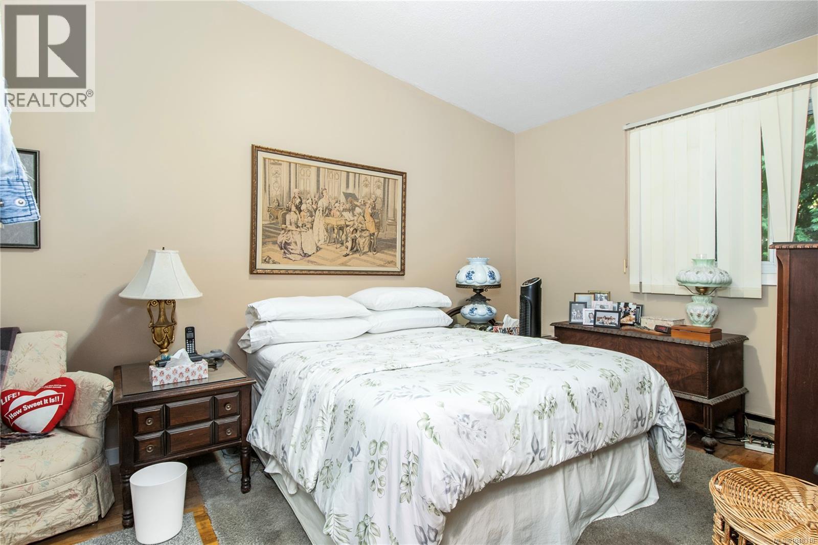 394 Cedar St - 11