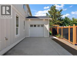 102 1870 Doney Rd, Central Saanich, BC V8M1K6 Photo 36