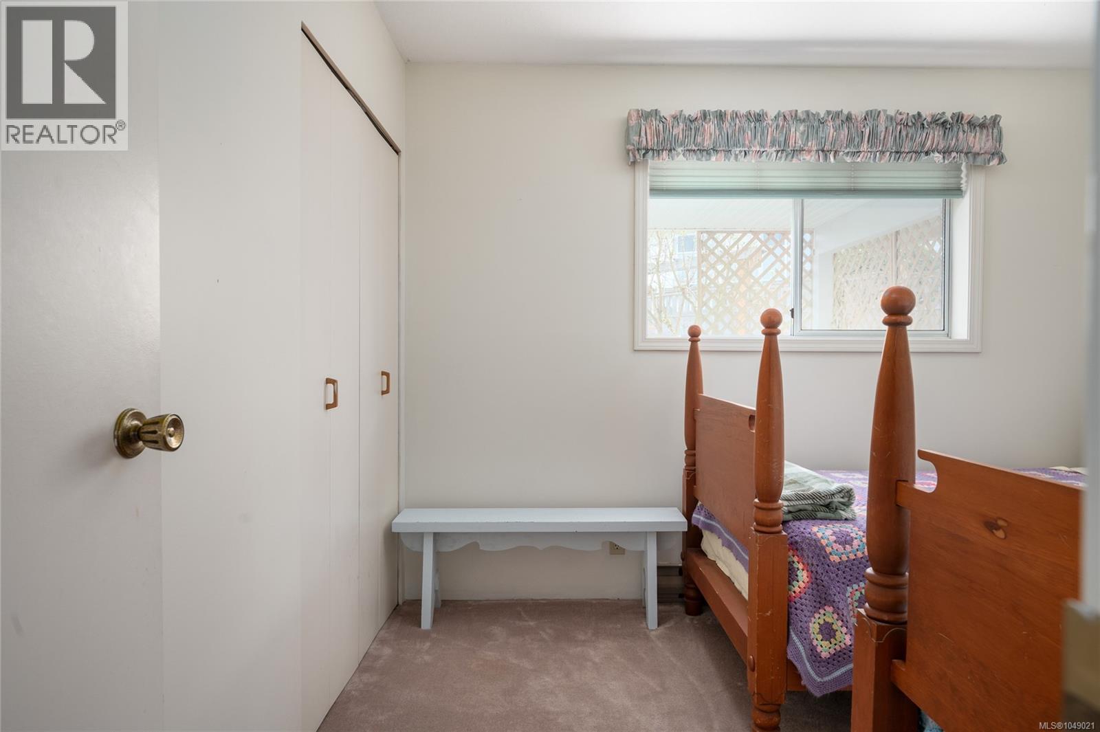 125 Sylvan Pl - Image 24
