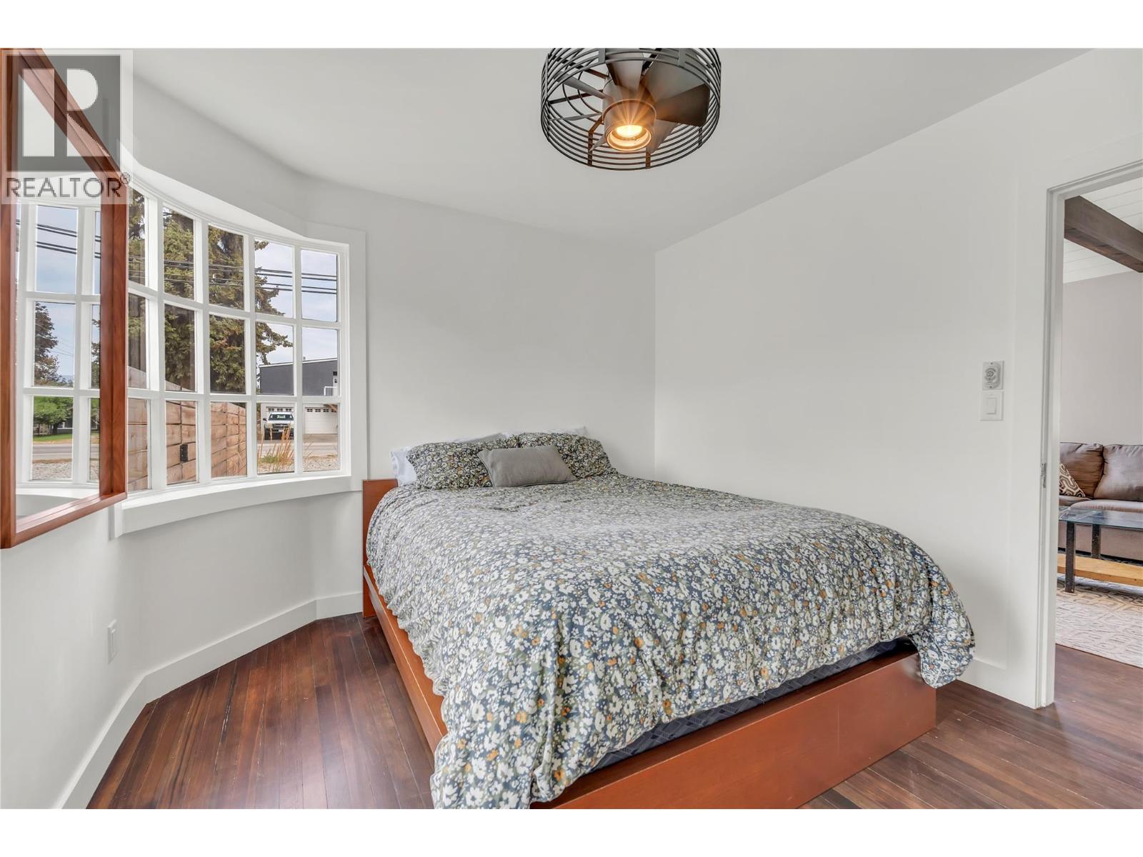 11317 Prairie Valley Road - Image 17