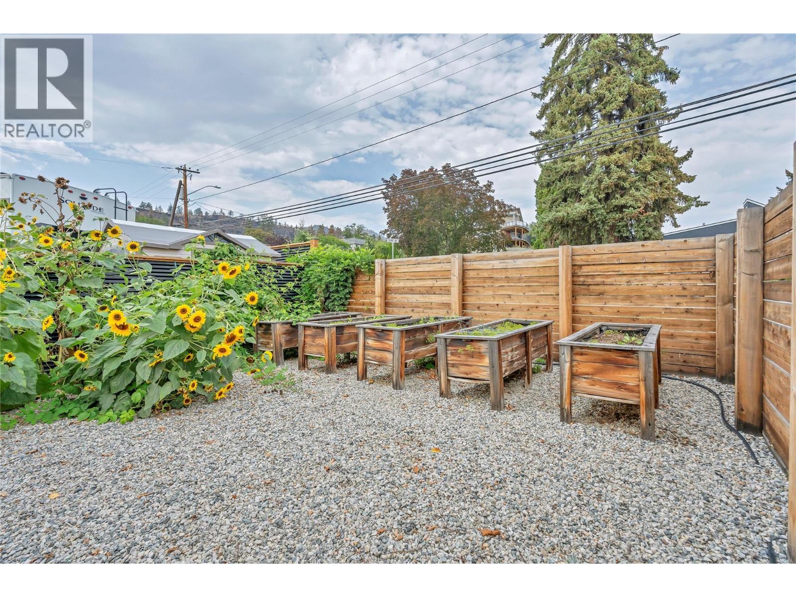 11317 Prairie Valley Road - Image 29