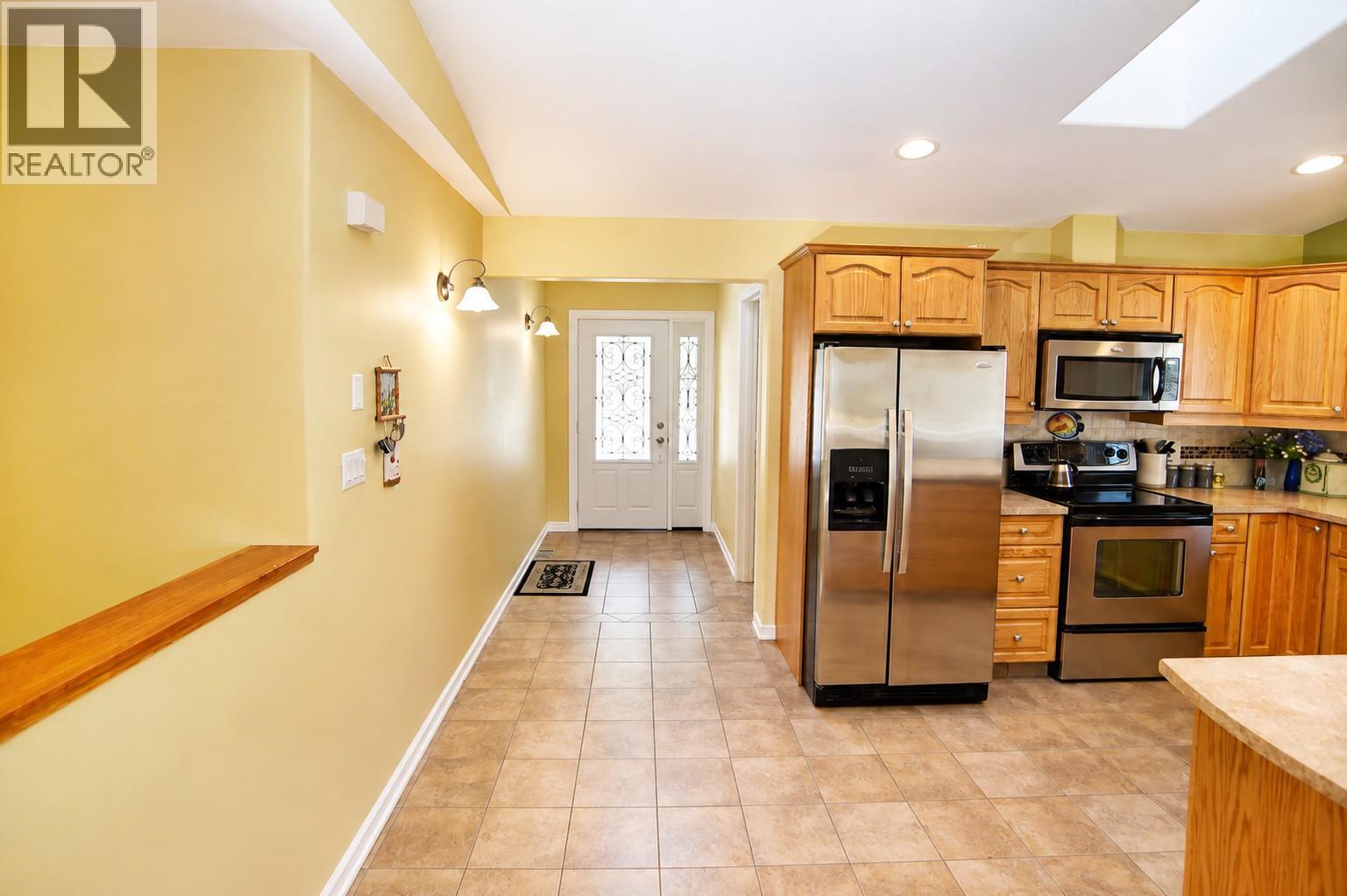 8128 Birchwood Drive, Trail