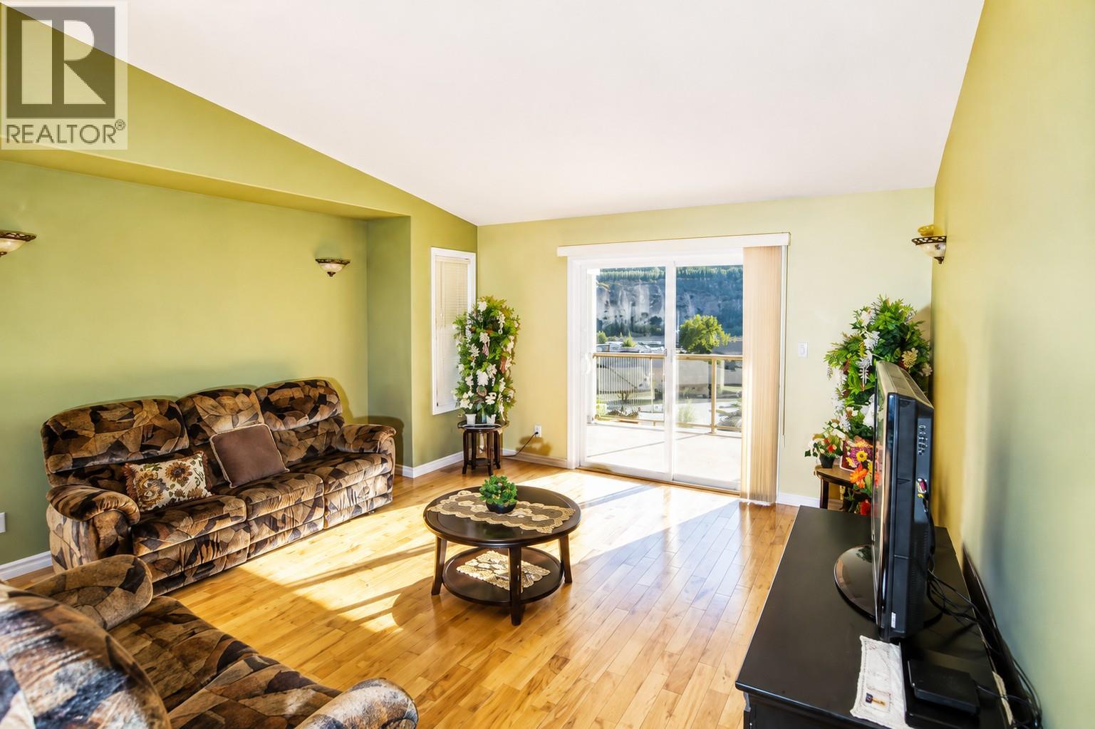 8128 Birchwood Drive, Trail