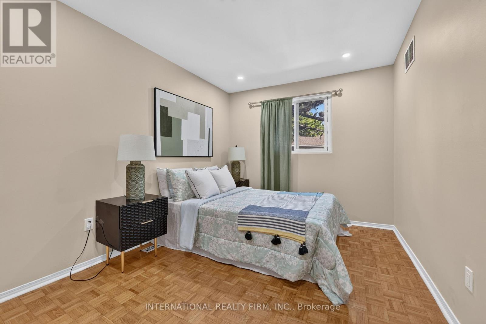 #15 6855 GLEN ERIN DRIVE - Image 14