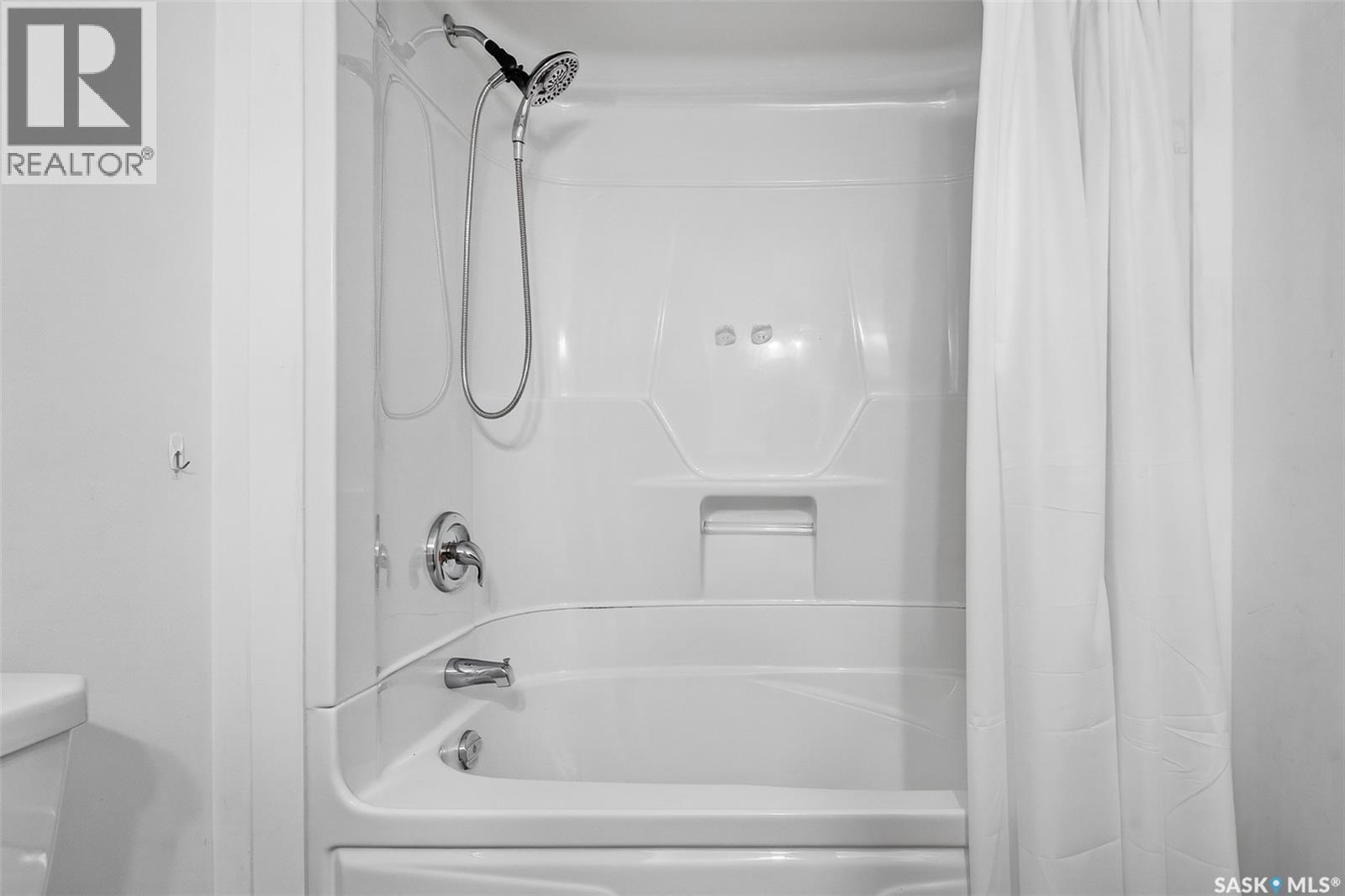 1133 Chestnut AVENUE NE - Image 24