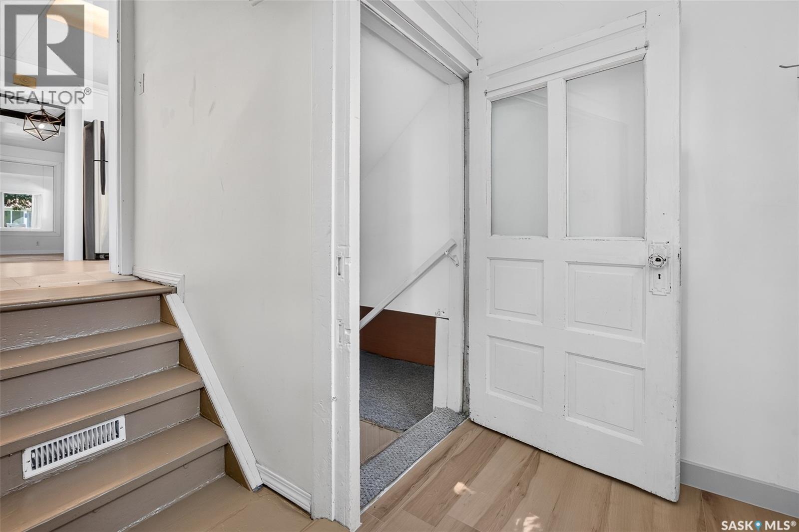 1133 Chestnut AVENUE NE - Image 37