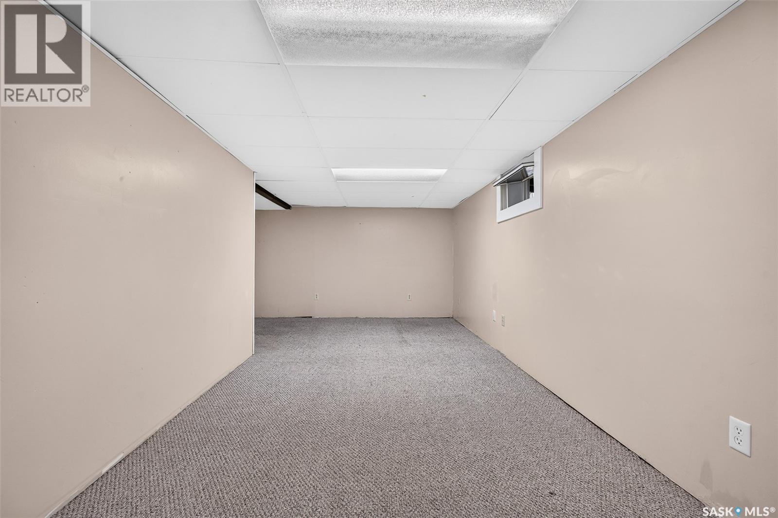 1133 Chestnut AVENUE NE - Image 45