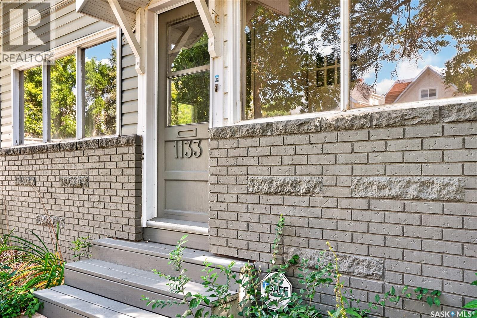1133 Chestnut AVENUE NE - 5