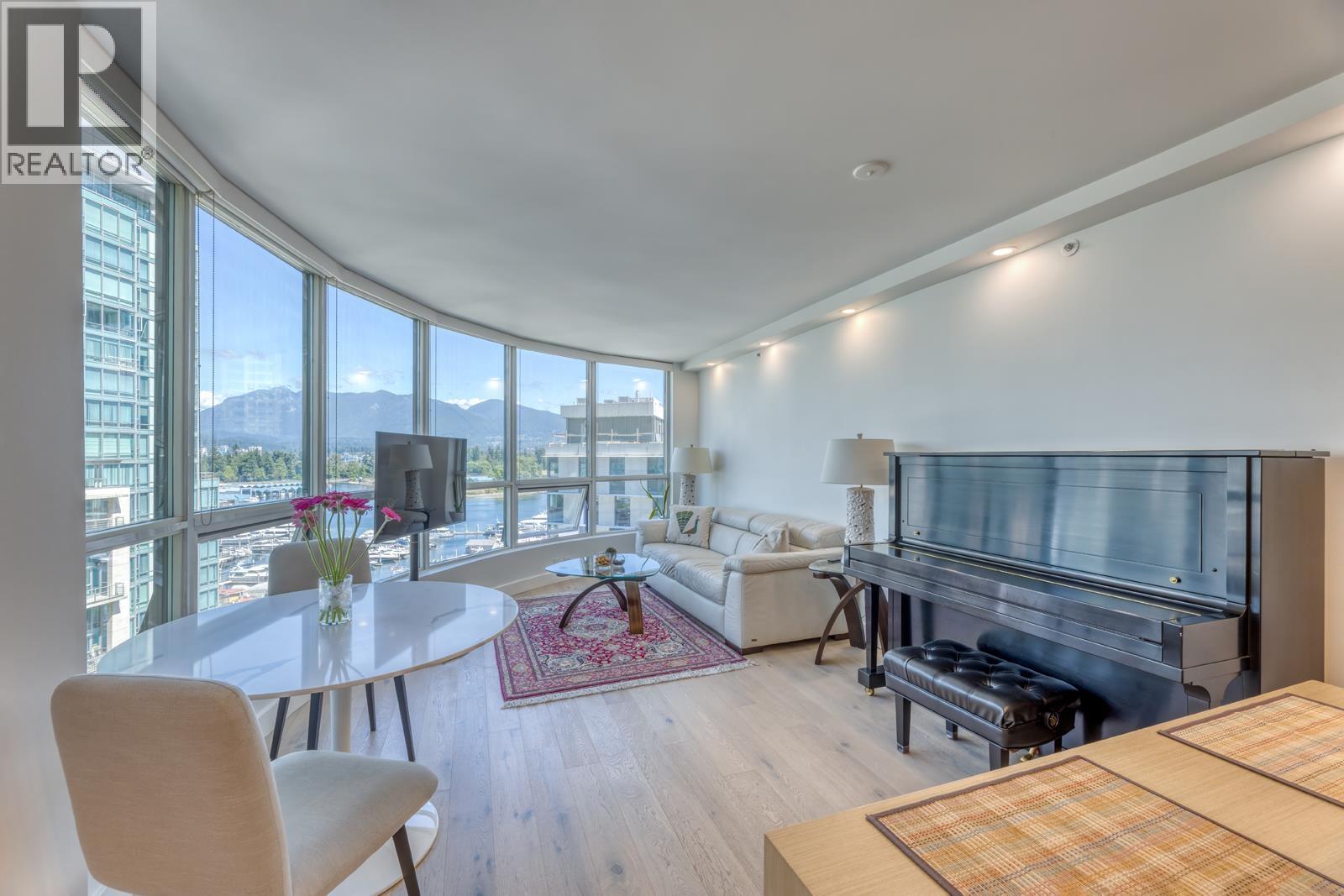 1001 588 BROUGHTON STREET, Vancouver — photo 2