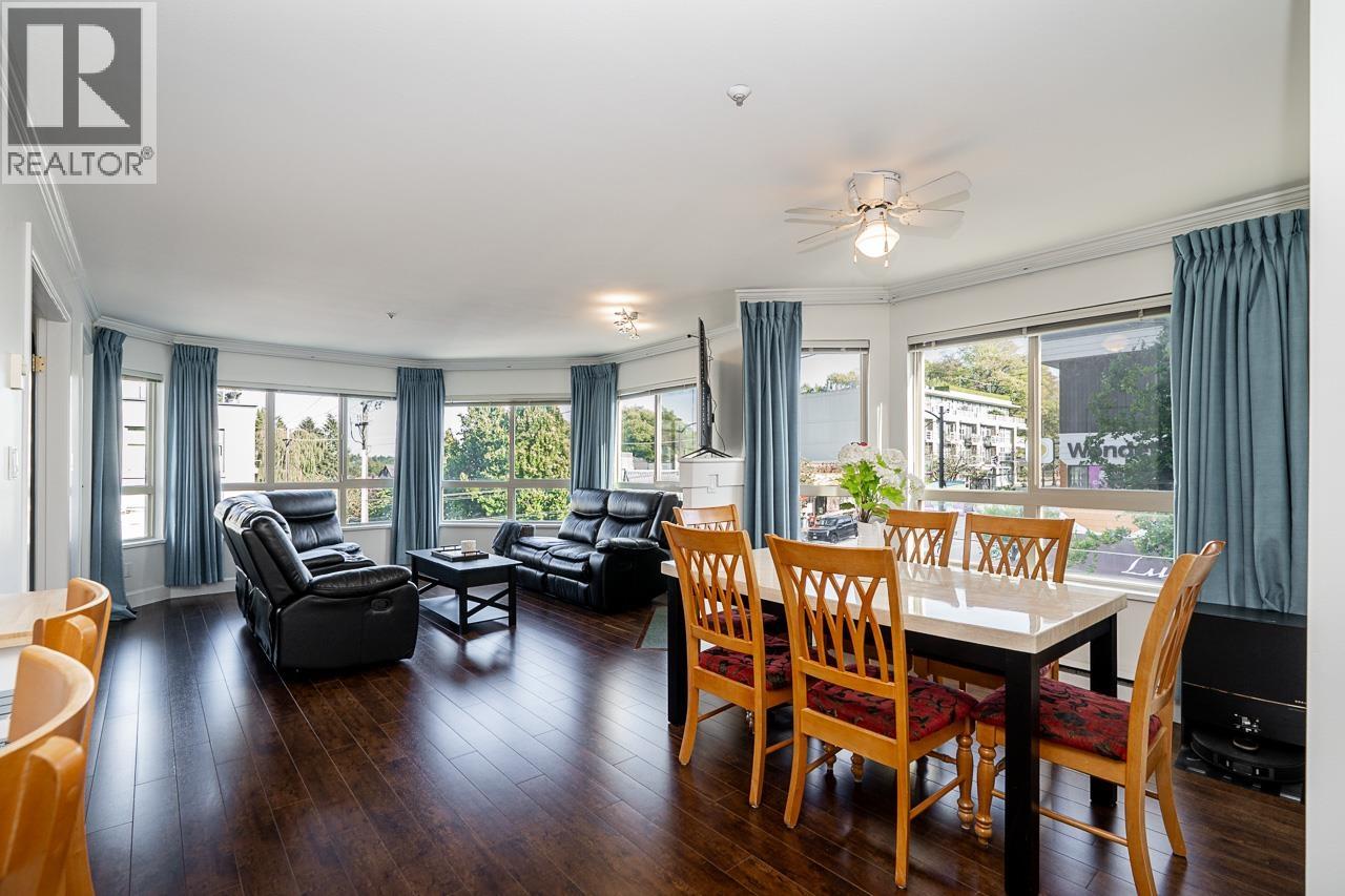 206 3615 W 17TH AVENUE, Vancouver — photo 1