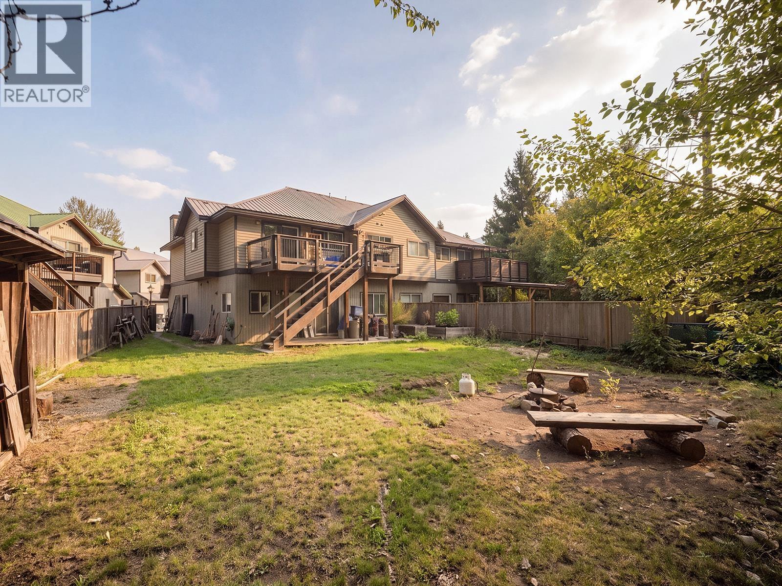 9 7467 PROSPECT STREET, Pemberton