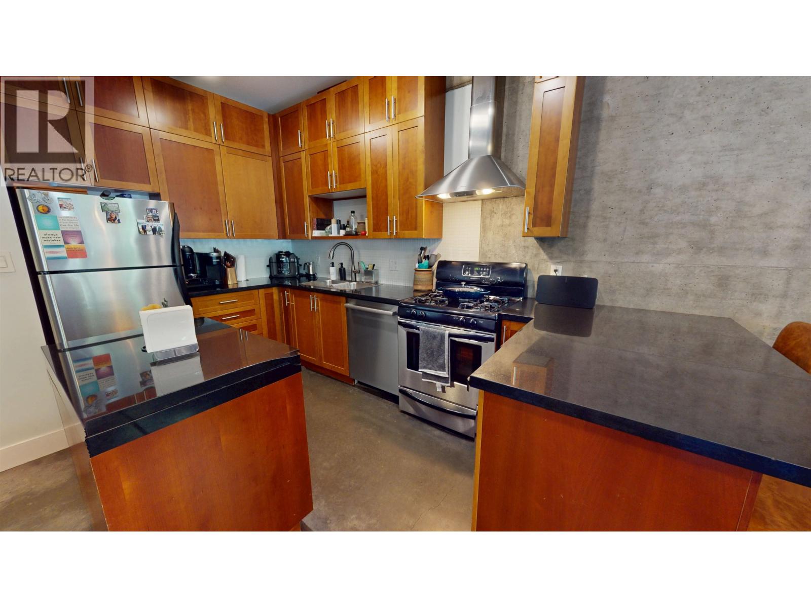 357 E 11TH AVENUE, Vancouver — photo 9