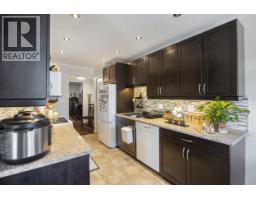 35 2561 Runnel Drive, Coquitlam, BC V3E2S3 Photo 8