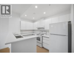 1110 989 Nelson Street, Vancouver, BC V6Z2S1 Photo 8