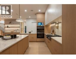 805 Prospect Street, Coquitlam, BC V3J6E8 Photo 12
