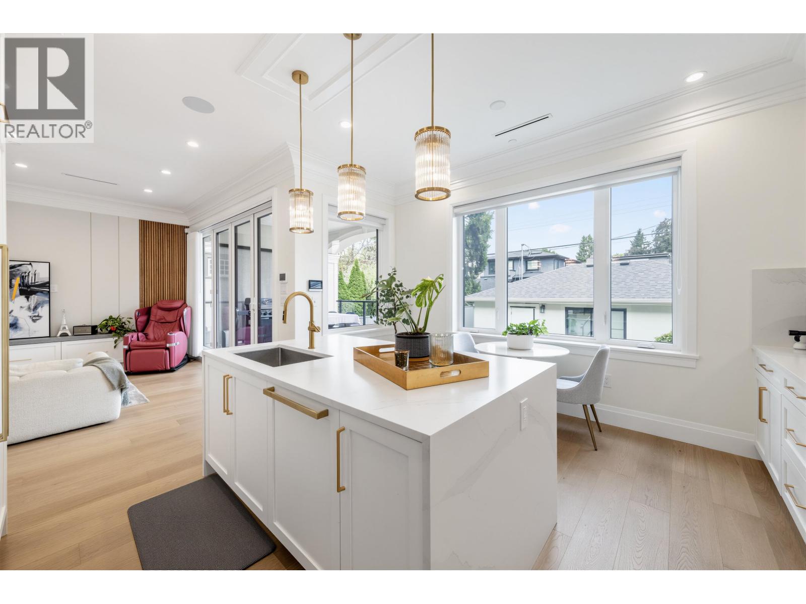 2755 W 38TH AVENUE, Vancouver — photo 9