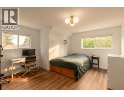8029 Westlake Street, Burnaby, BC V5A2A9 Photo 9