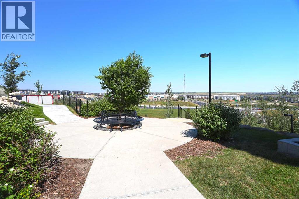 #305 10 Kincora Glen Park NW - 31