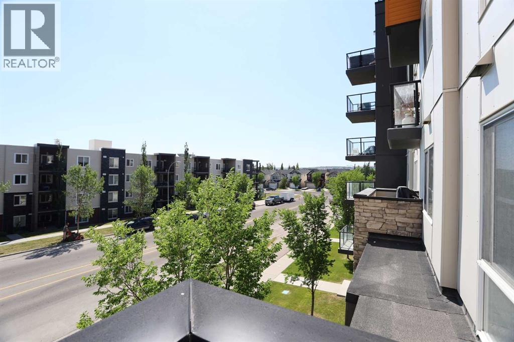#305 10 Kincora Glen Park NW - 4