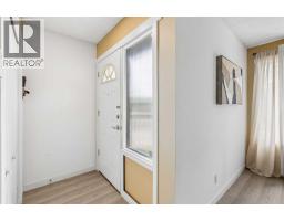 212 Whitman Place NE - photo 3