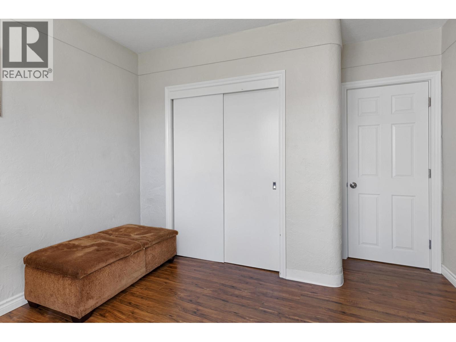 444 WAINWRIGHT STREET - 12