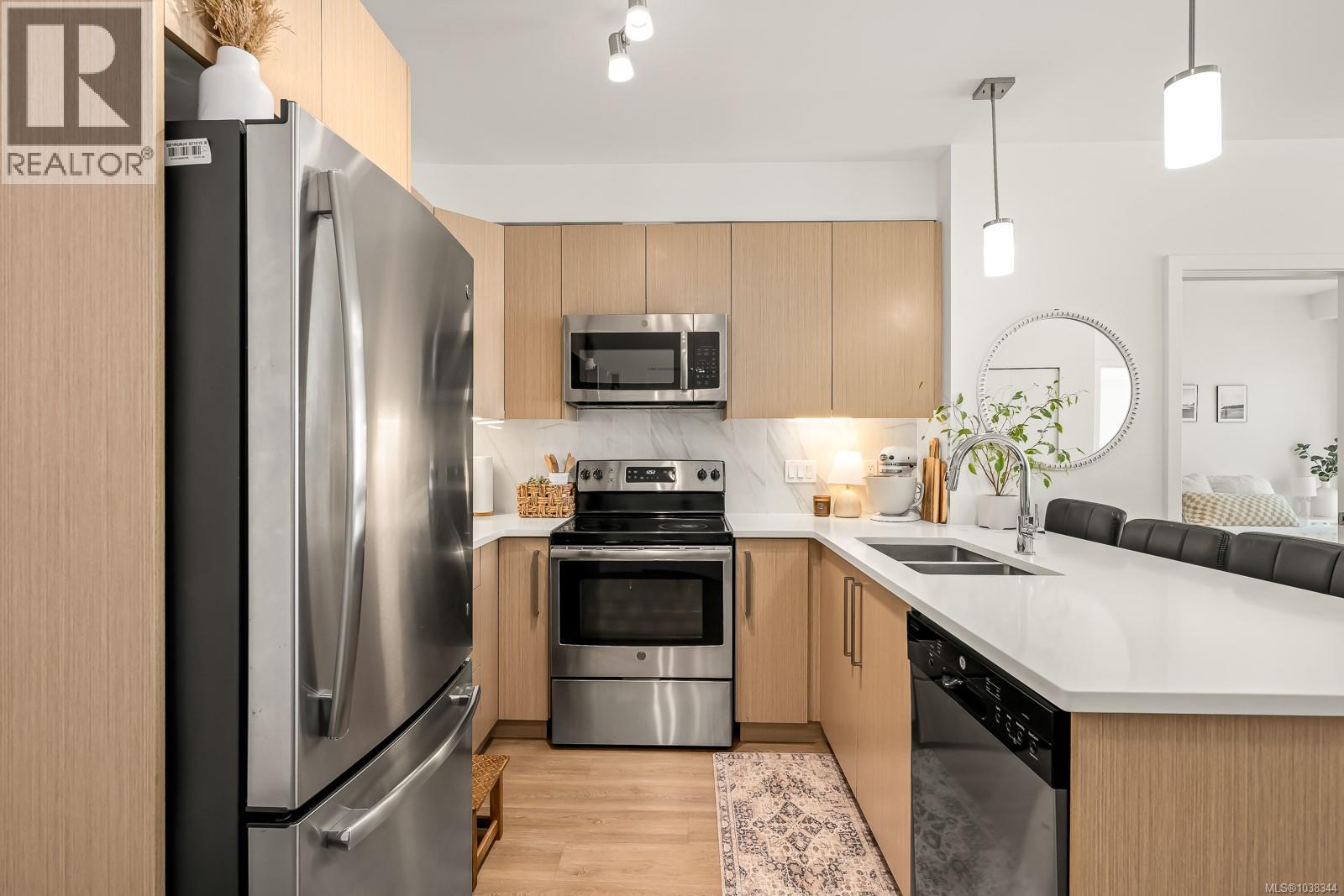 308 3070 Kilpatrick Ave, Courtenay