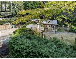205 Atkins Rd, View Royal, BC V9B2Z8 Photo 16