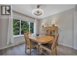 Living room - 3231 Lauren Mary Pl, Nanaimo, BC V9T5R5 Photo 14