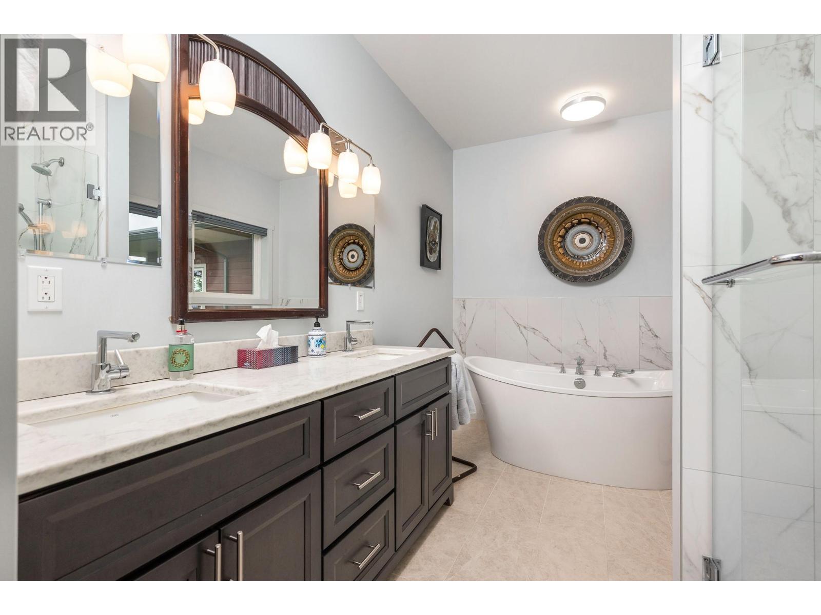 7936 McLennan Road, Vernon