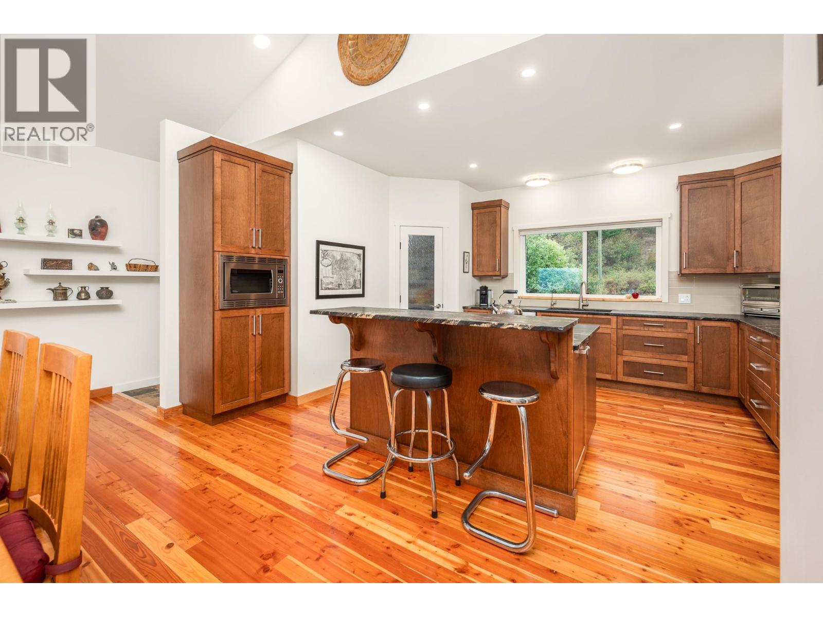 7936 McLennan Road - 12