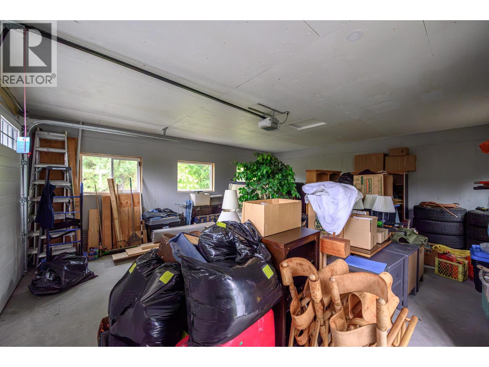 7936 McLennan Road, Vernon