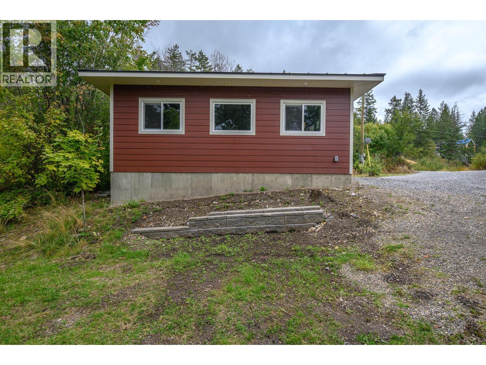7936 McLennan Road, Vernon