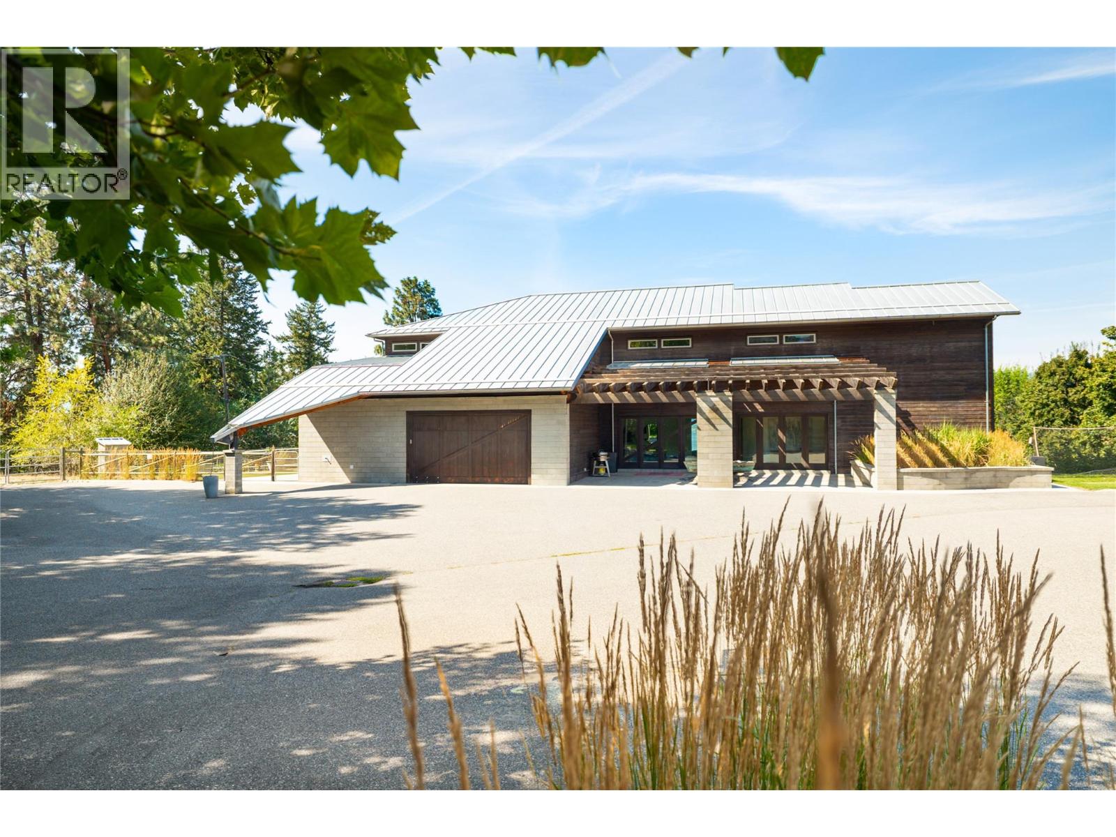  4840 LAKESHORE Road, Kelowna