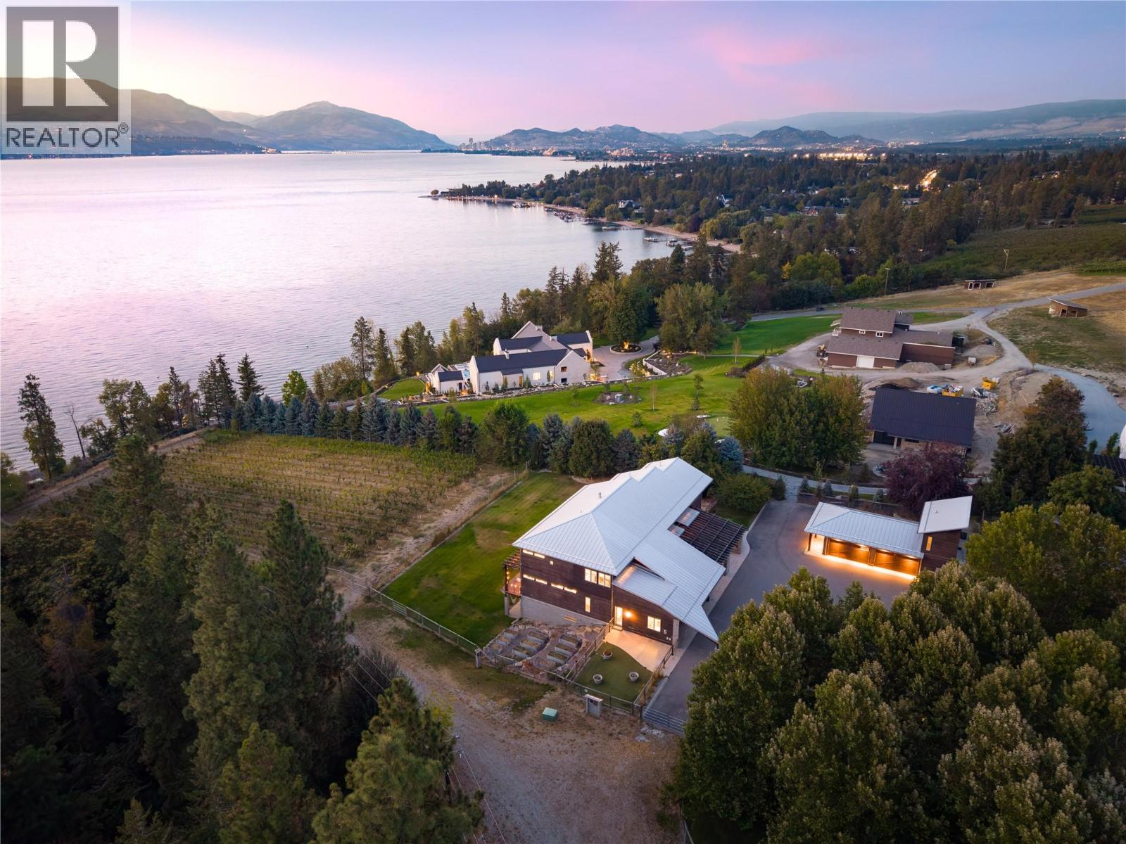  4840 LAKESHORE Road, Kelowna