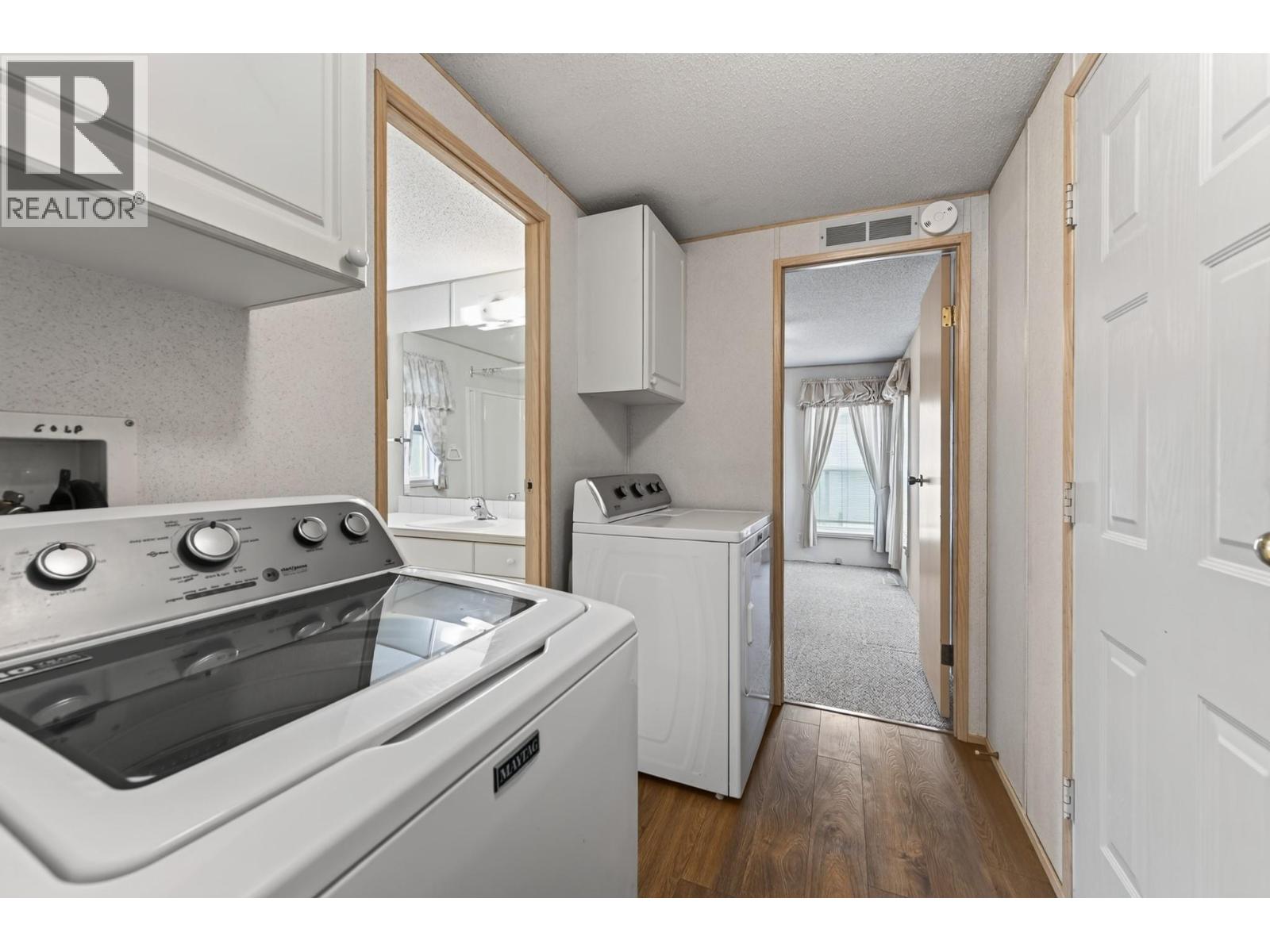 #71 2400 Oakdale Way - Image 14