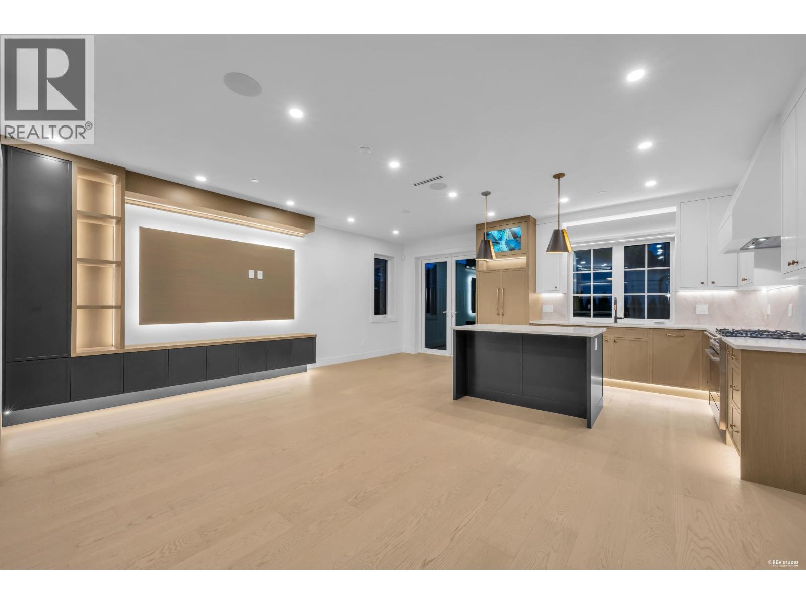 Property for sale at 2 5150 SPENCER STREET