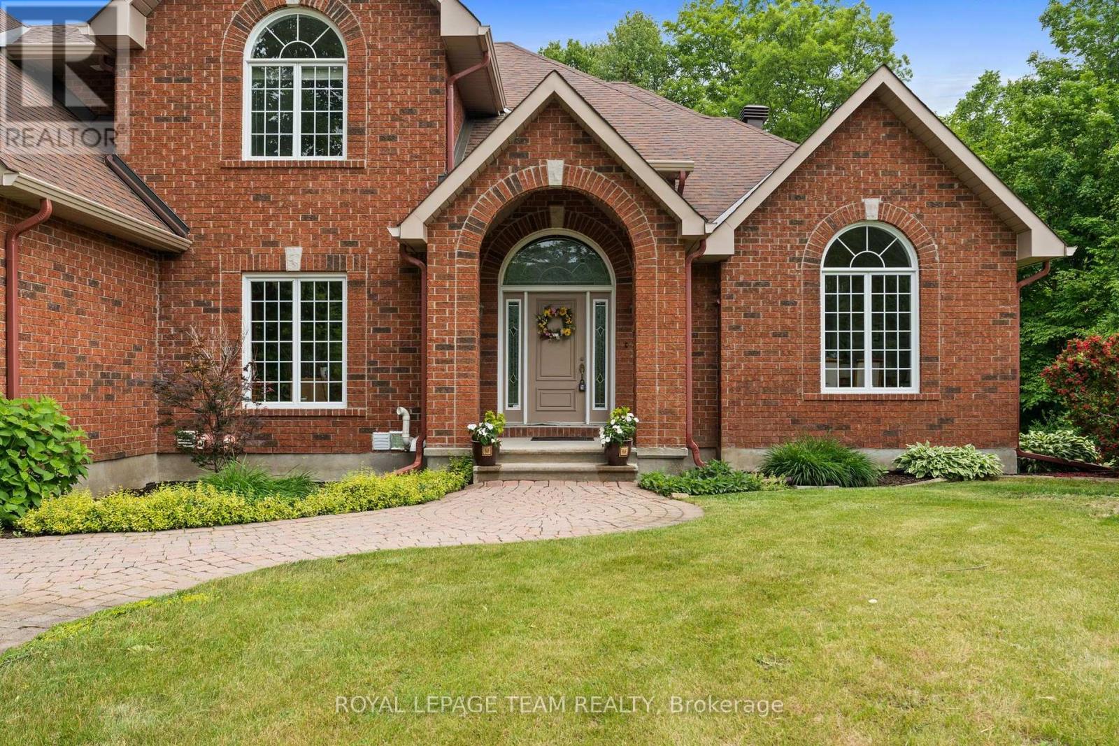 5 Bed, 4 Bath House for Sale in Ottawa – 50 MARCHVALE DRIVE, Ottawa – MLS# X13757568 - Image 7