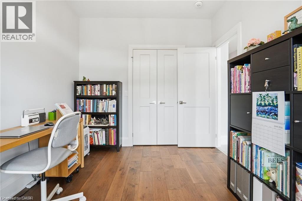 59 SWAN Avenue - 18