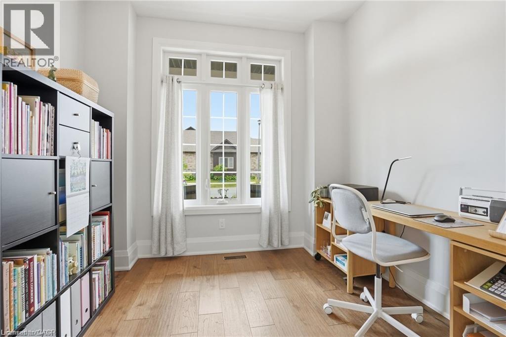 59 SWAN Avenue - 17